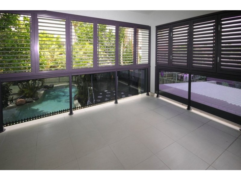 7/255 Cavendish Road, Coorparoo QLD 4151