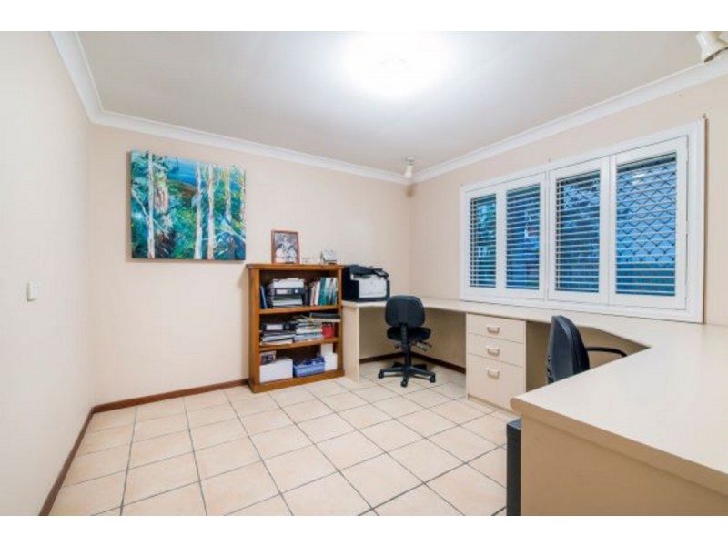 424 Winstanley Street, Carindale QLD 4152