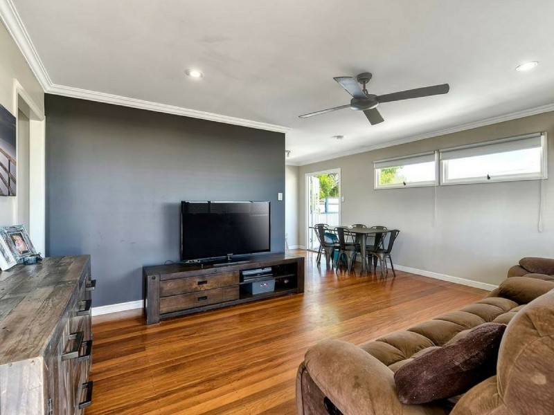 20 Ettarre Street, Bracken Ridge QLD 4017