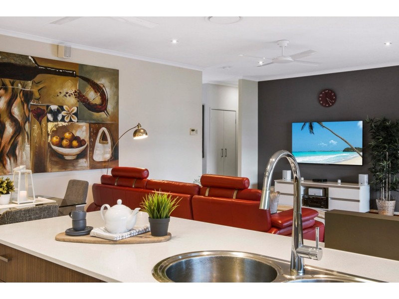 2/83 Anzac Road, Carina Heights QLD 4152