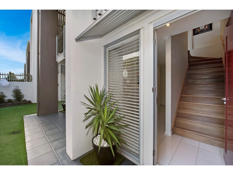 2/83 Anzac Road, Carina Heights QLD 4152