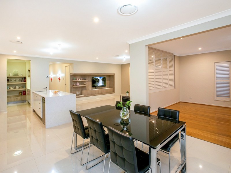81 Cooper Crescent, Rochedale QLD 4123