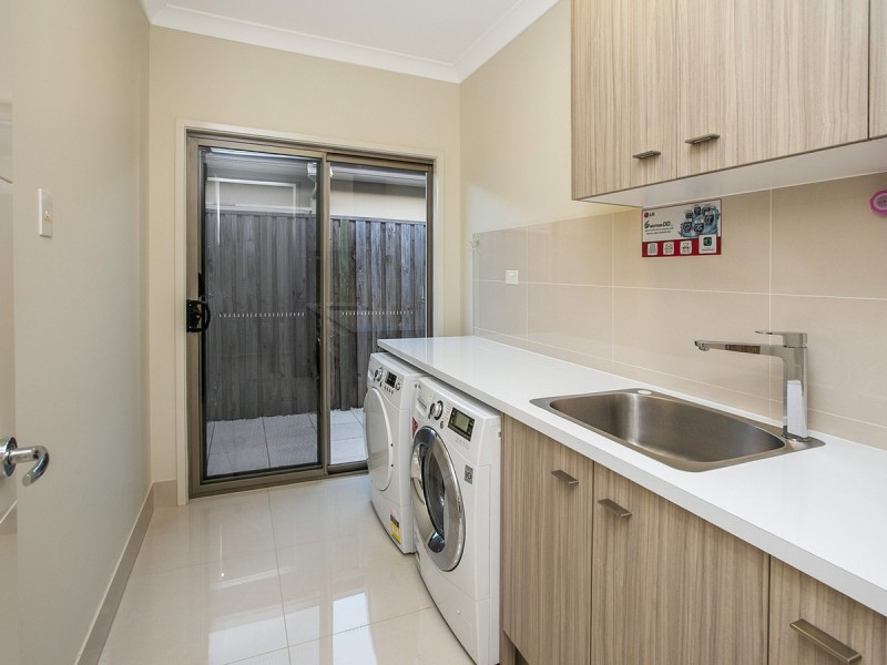 81 Cooper Crescent, Rochedale QLD 4123