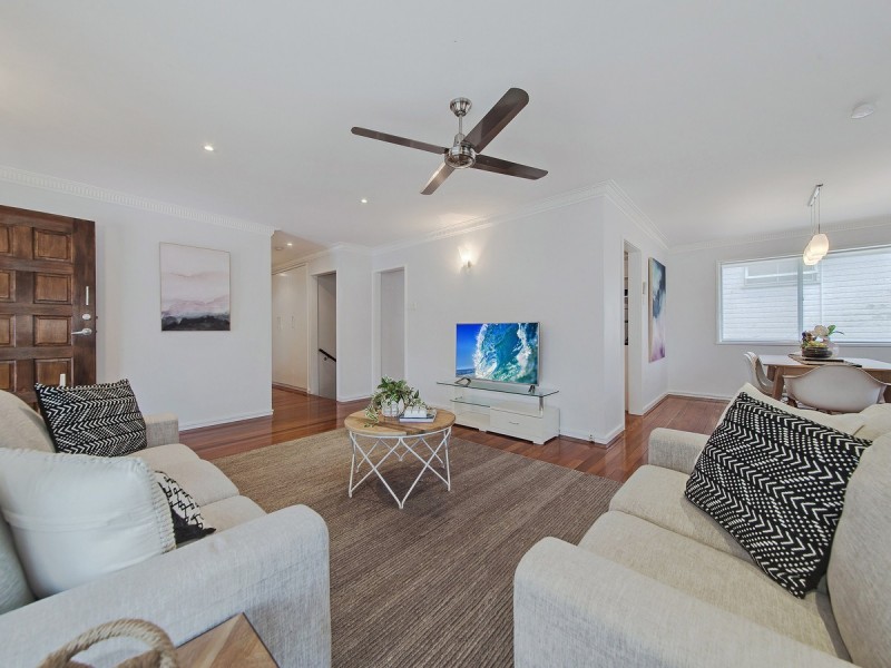 42 Tarana Street, Camp Hill QLD 4152