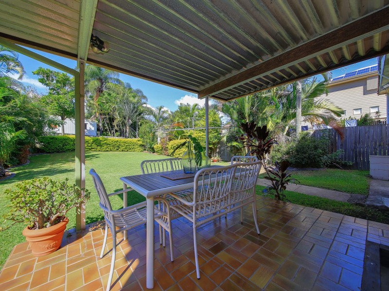 42 Tarana Street, Camp Hill QLD 4152