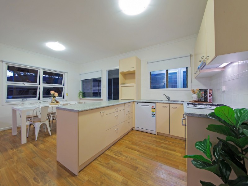 243 Belmont Road, Belmont QLD 4153