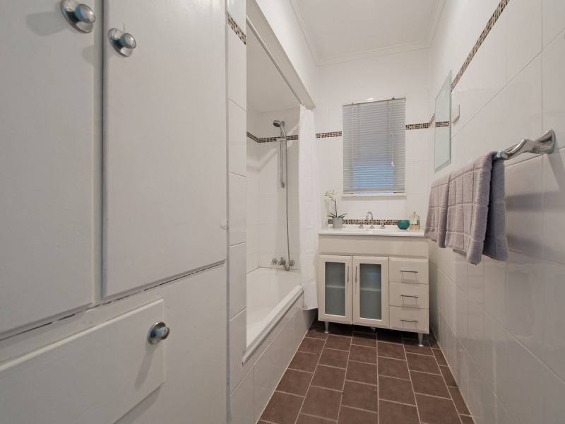 243 Belmont Road, Belmont QLD 4153