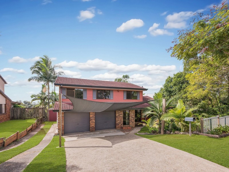 10 Brochet Street, Mansfield QLD 4122