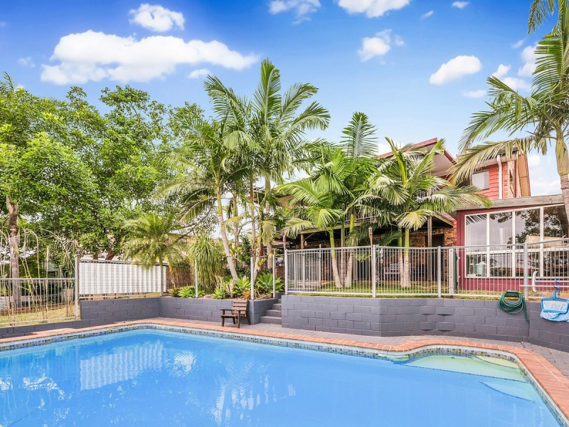 10 Brochet Street, Mansfield QLD 4122