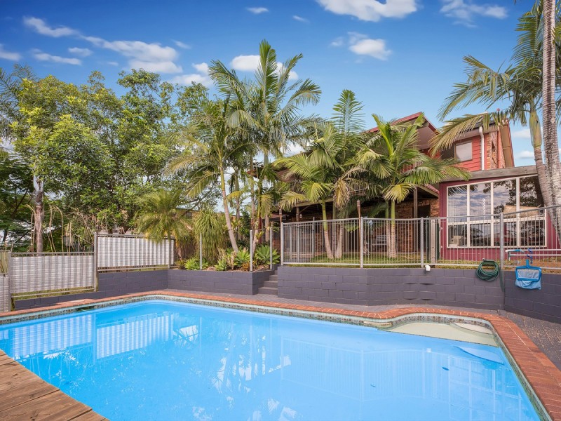 10 Brochet Street, Mansfield QLD 4122