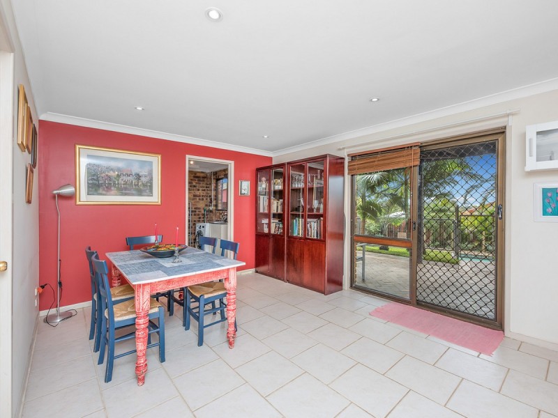 10 Brochet Street, Mansfield QLD 4122