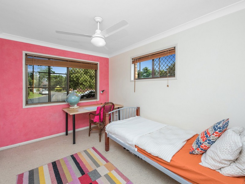 10 Brochet Street, Mansfield QLD 4122