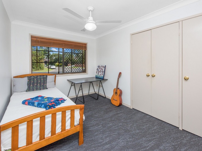 10 Brochet Street, Mansfield QLD 4122