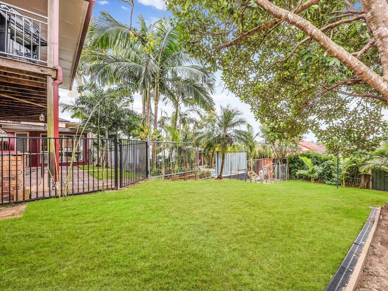 10 Brochet Street, Mansfield QLD 4122