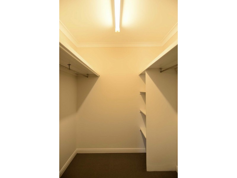 44 Bridgnorth Street, Carindale QLD 4152