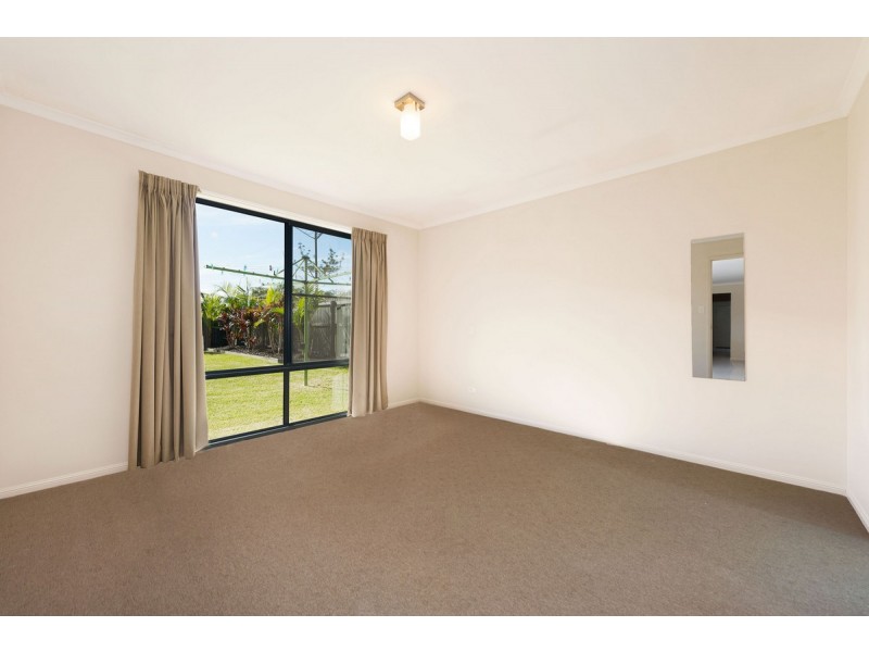 14 Holland Place, Carindale QLD 4152