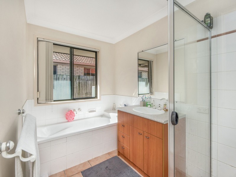 6 Appleton Street, Carindale QLD 4152