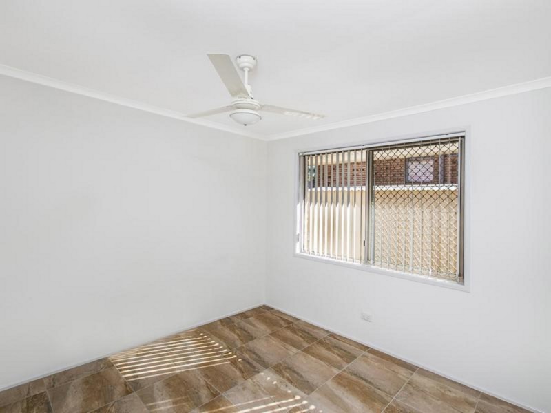 14 Eromanga Street, Carindale QLD 4152