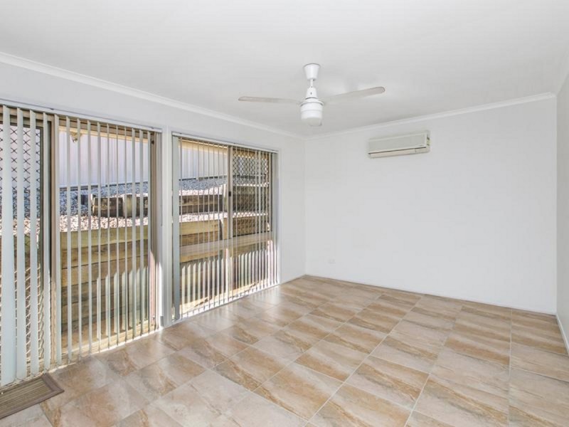 14 Eromanga Street, Carindale QLD 4152