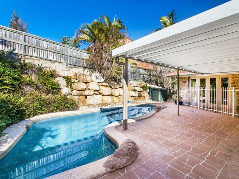 14 Eromanga Street, Carindale QLD 4152