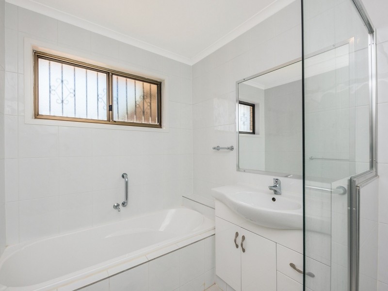 29 Banwell Crescent, Carindale QLD 4152