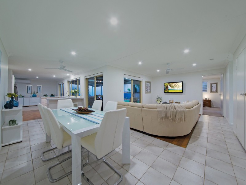 15 Burgundy Crescent, Thornlands QLD 4164