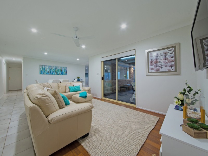 15 Burgundy Crescent, Thornlands QLD 4164