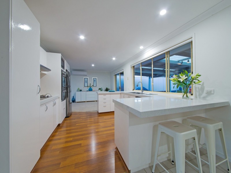 15 Burgundy Crescent, Thornlands QLD 4164