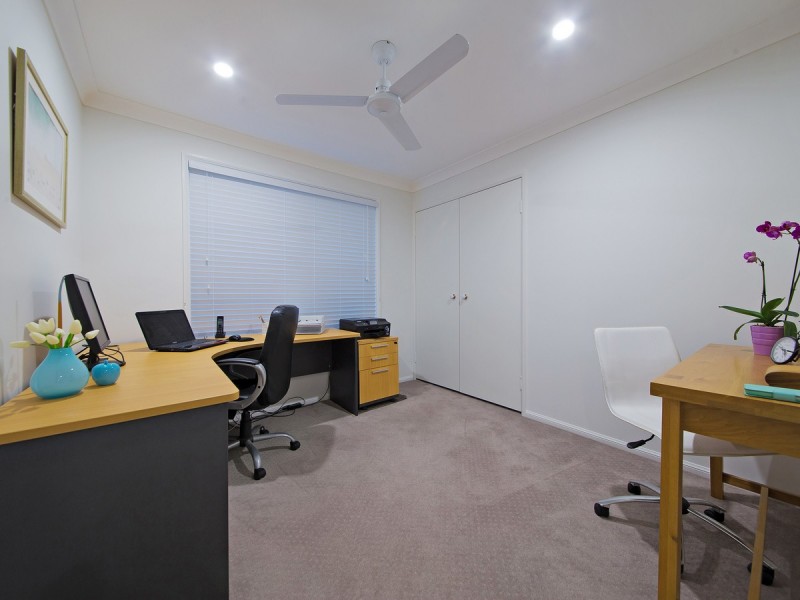 15 Burgundy Crescent, Thornlands QLD 4164