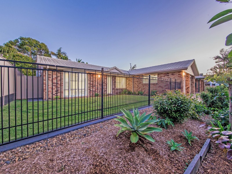15 Burgundy Crescent, Thornlands QLD 4164