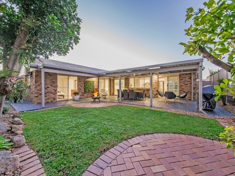 15 Burgundy Crescent, Thornlands QLD 4164