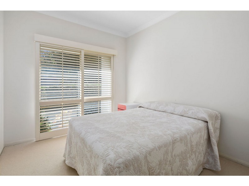 39 Flame Tree Cr, Carindale QLD 4152