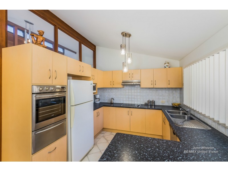 29 Donnington Street, Carindale QLD 4152