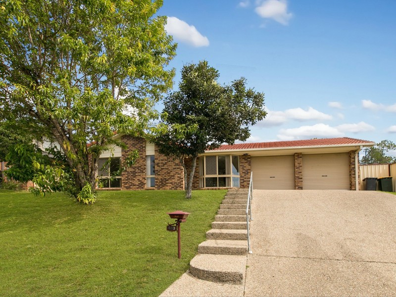 443 Broadwater Road, Mansfield QLD 4122