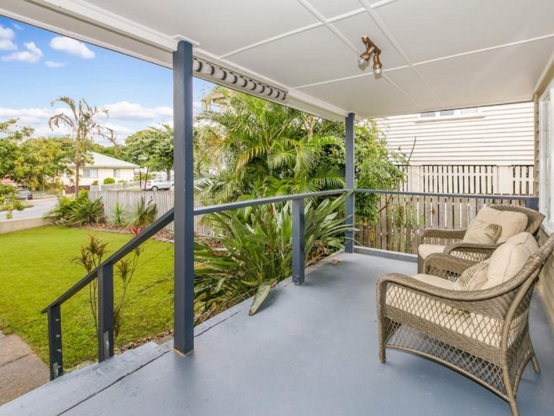 138 Broadwater Road, Mount Gravatt East QLD 4122