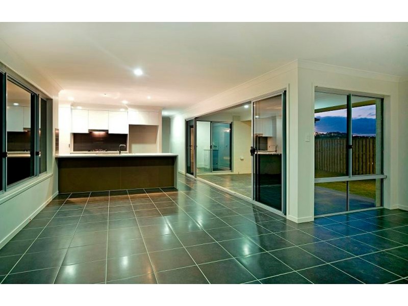 62A Anzac Road, Carina Heights QLD 4152