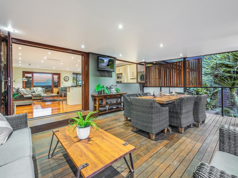 17 Colington Street, Mansfield QLD 4122