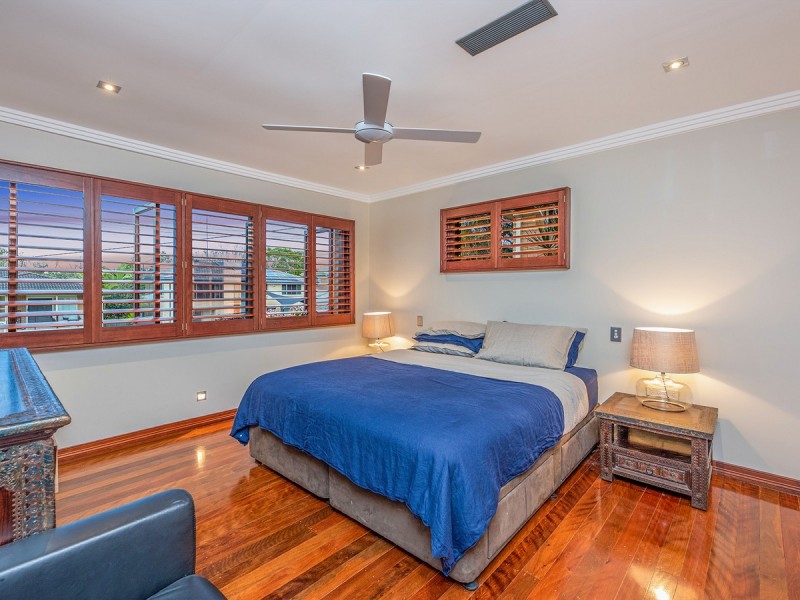 17 Colington Street, Mansfield QLD 4122