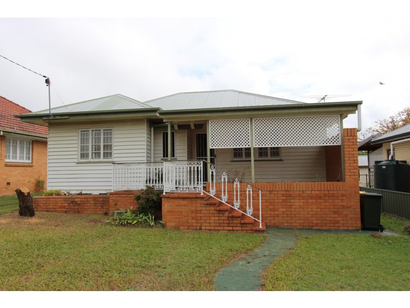 64 Dickenson Street, Carina QLD 4152