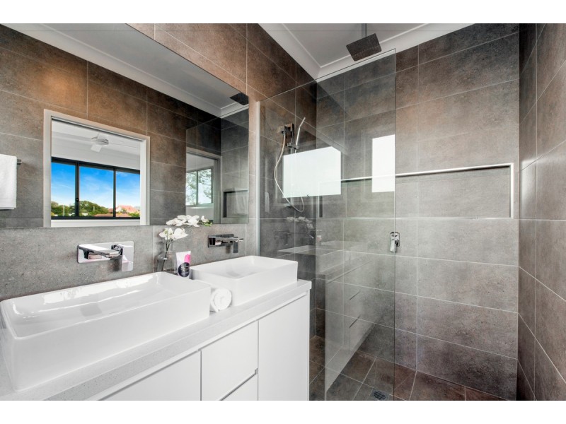 6/98 McLennan Street, Wooloowin QLD 4030