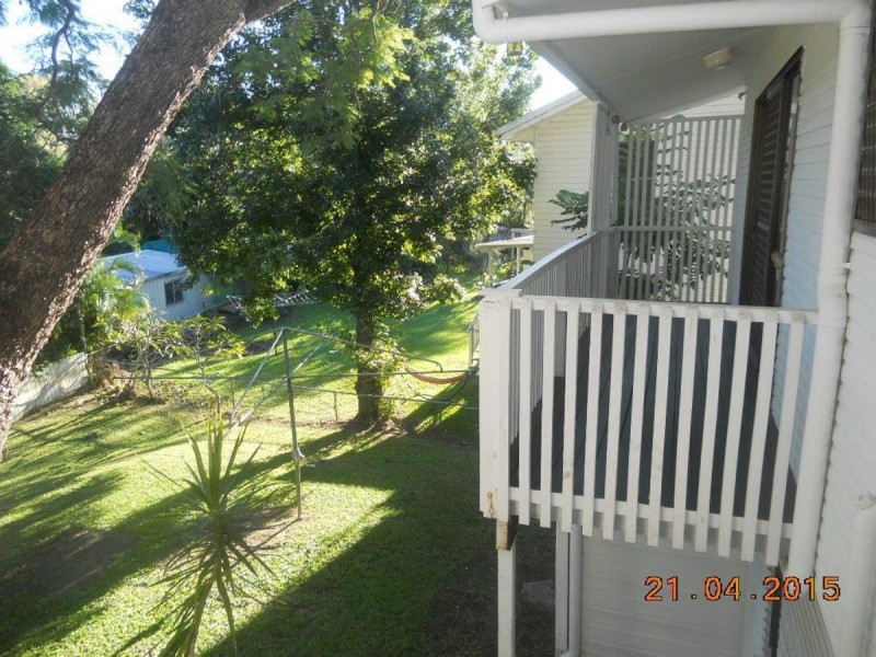 77 Renton Street, Camp Hill QLD 4152