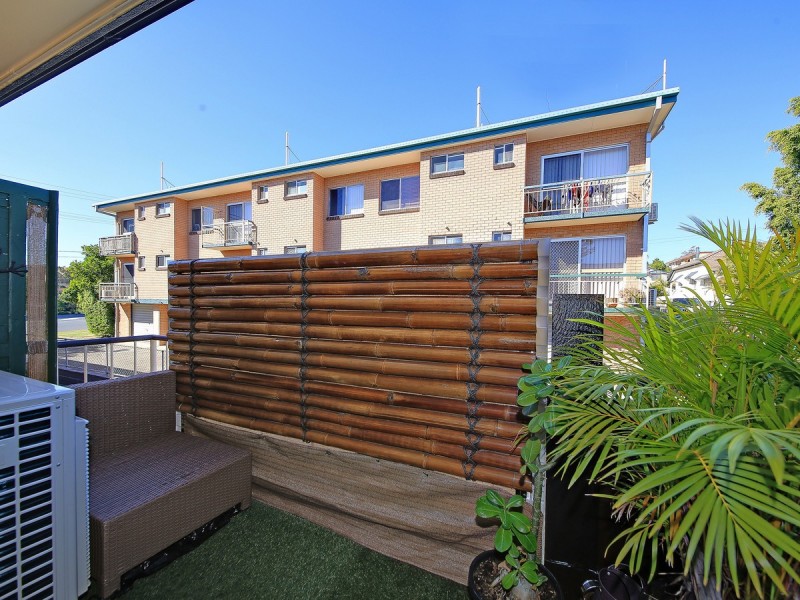 4/121 Old Cleveland Road, Greenslopes QLD 4120