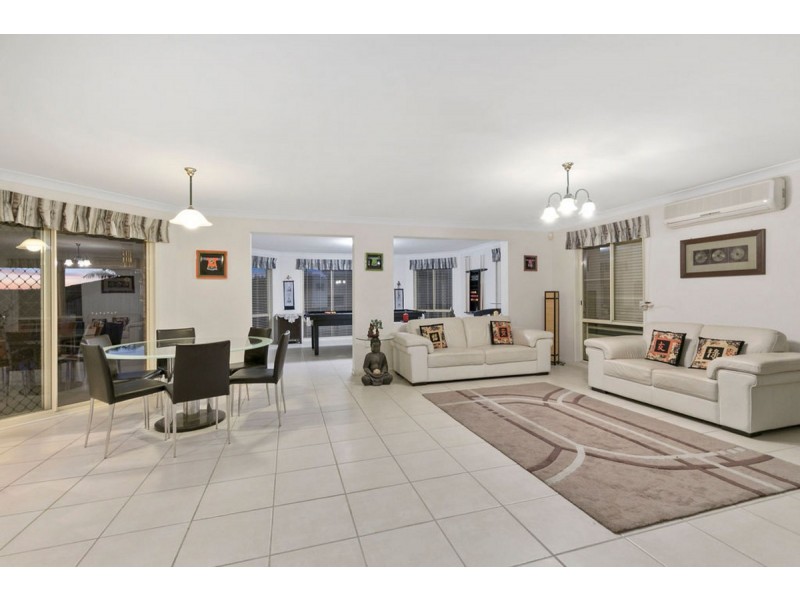 46 Michelangelo Cr, Mackenzie QLD 4156