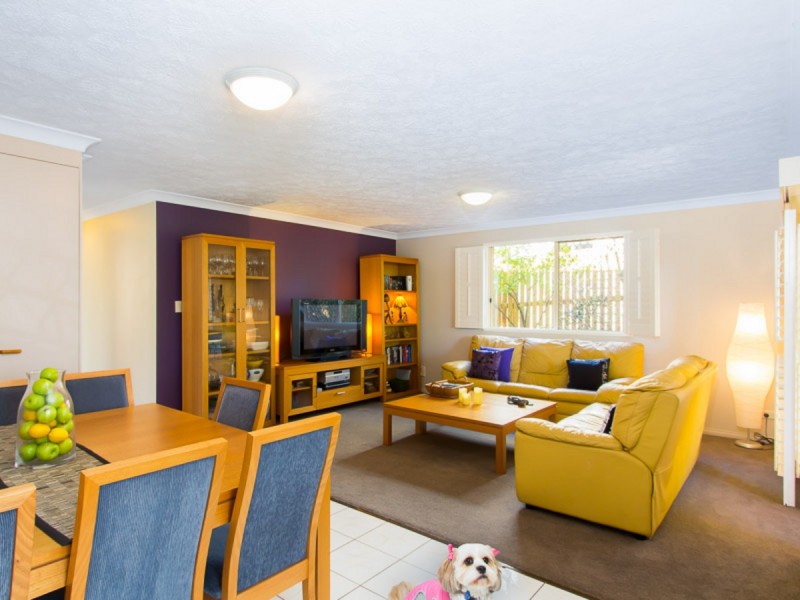 1/63 Kirkland Avenue, Coorparoo QLD 4151