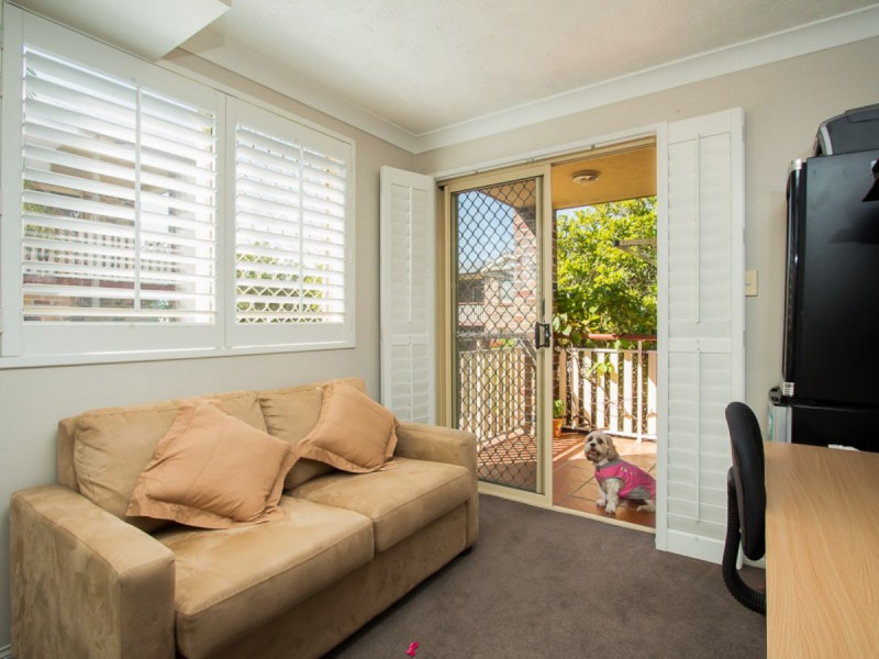 1/63 Kirkland Avenue, Coorparoo QLD 4151