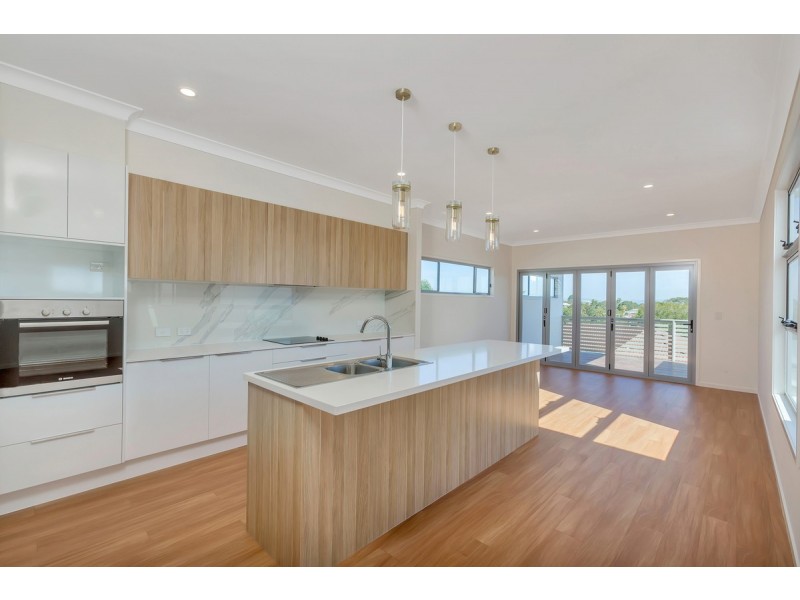 17 Grainger Street, Wynnum QLD 4178