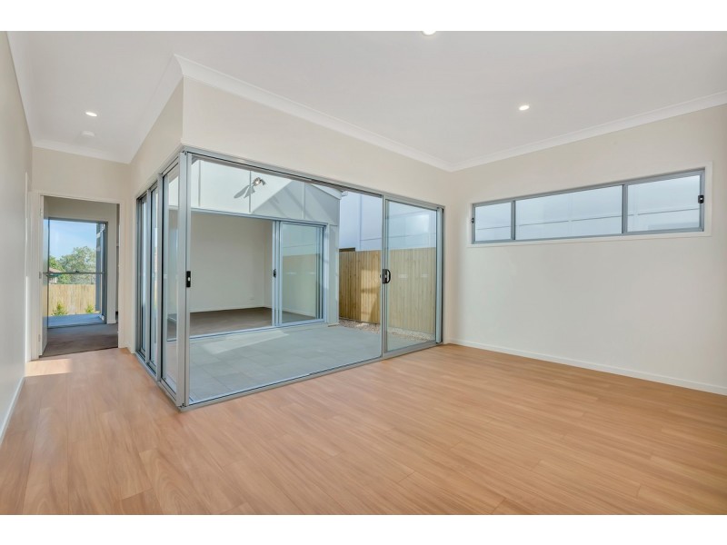 17 Grainger Street, Wynnum QLD 4178