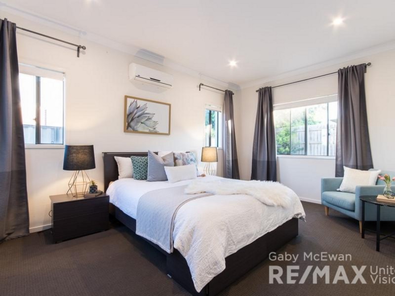 4 Beard Place, Wellington Point QLD 4160