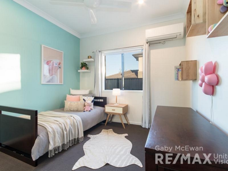 4 Beard Place, Wellington Point QLD 4160