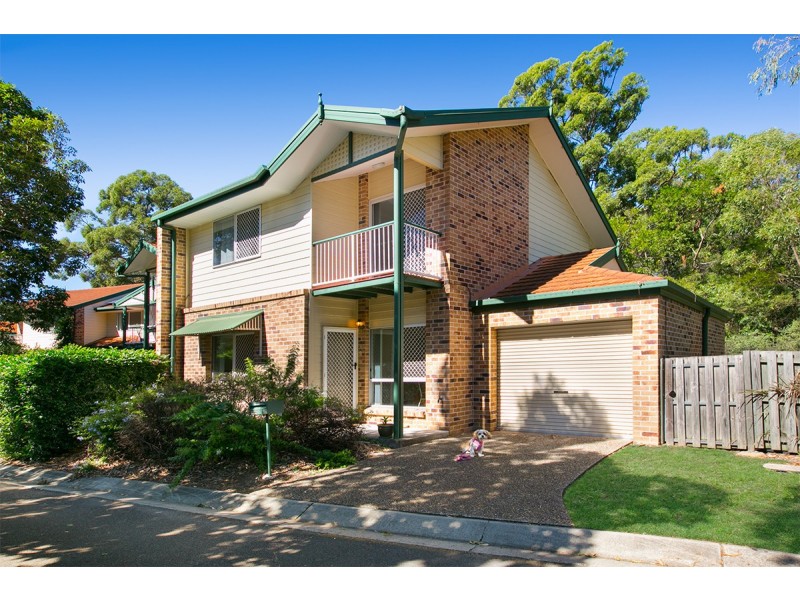 27 Hillside Crescent, Seven Hills QLD 4170
